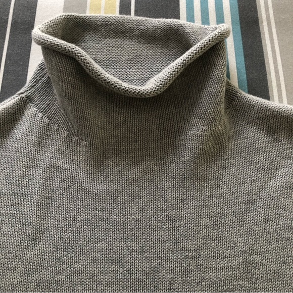 Tahari Gray Mock Neck Cotton Blend Sweater Modern Size S - Picture 8 of 10